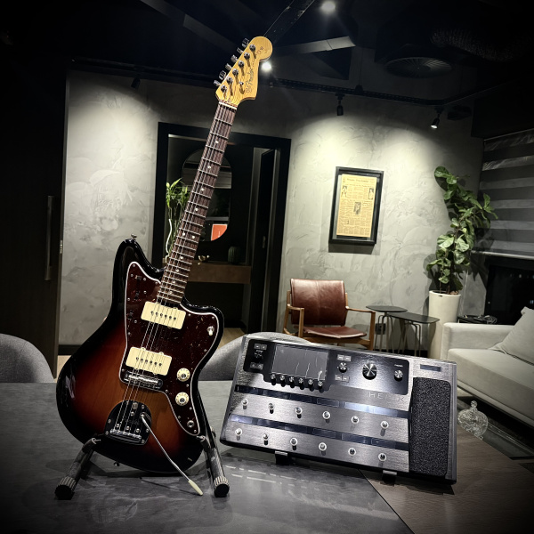 Fender Jazzmaster + Helix Floor